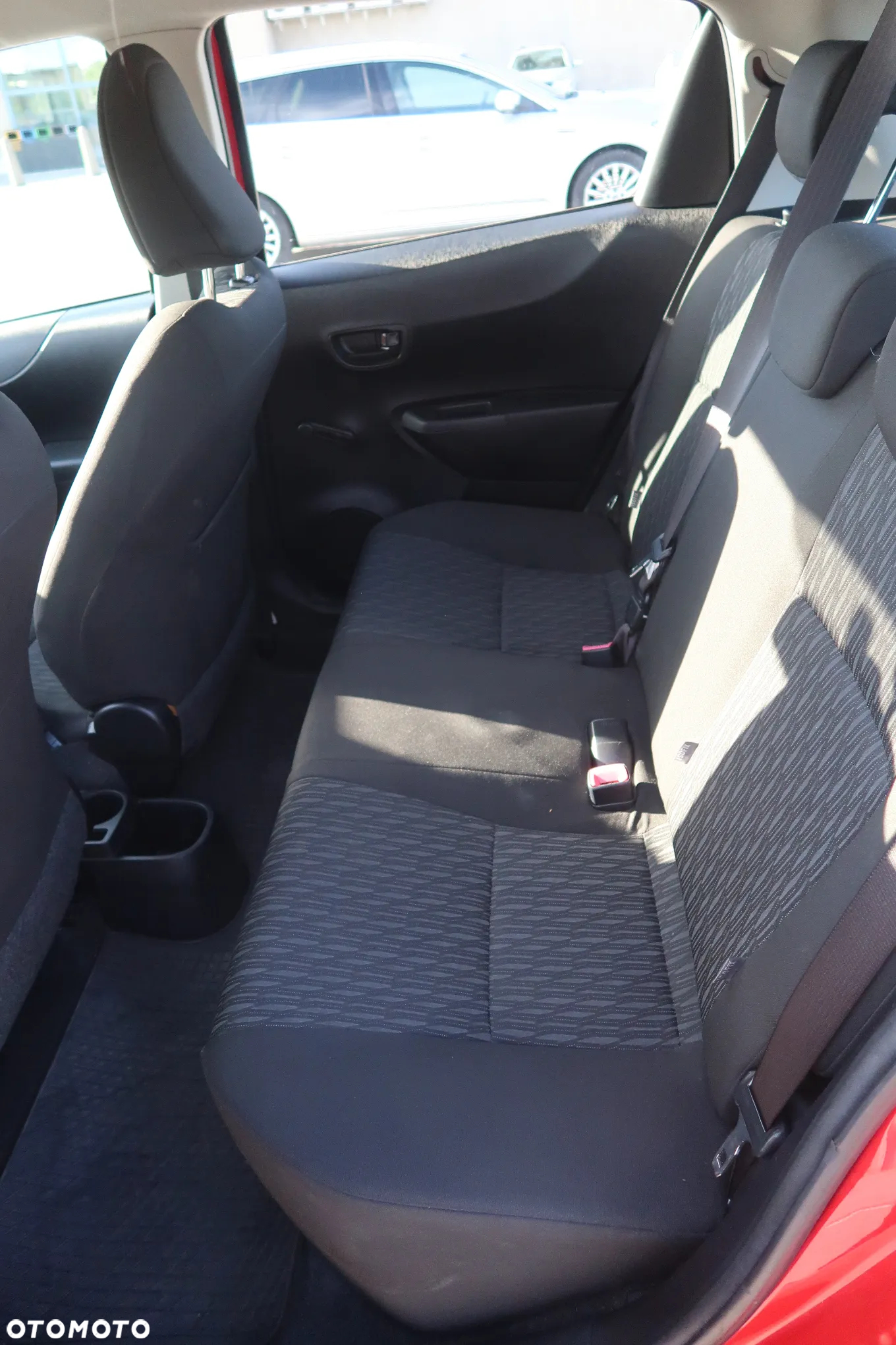 Toyota Yaris 1.0 Luna - 17