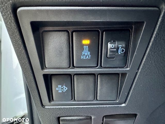 Toyota Hilux 2.4 D-4D Double Cab DL 4x4 - 16