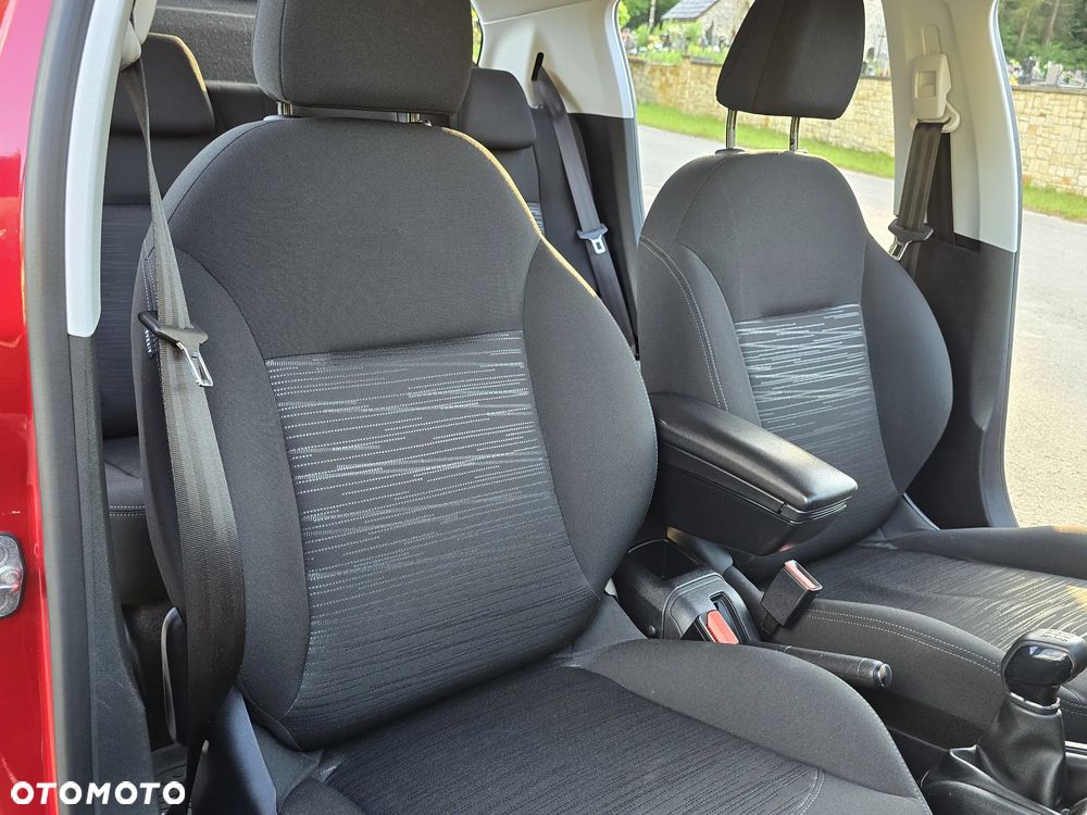 Peugeot 208 1.2 PureTech Active - 31