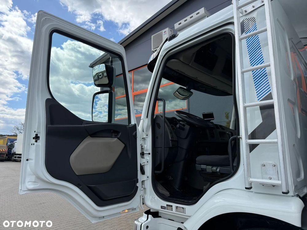 Renault Premium 270 DXI chłodnia multitemperatura // 18 Epal // E5 - 23