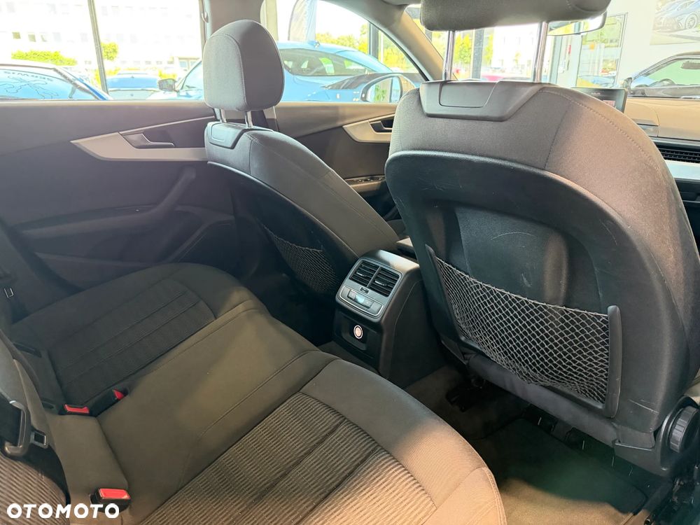 Audi A4 Avant 2.0 TDI DPF clean diesel multitronic Ambition - 18