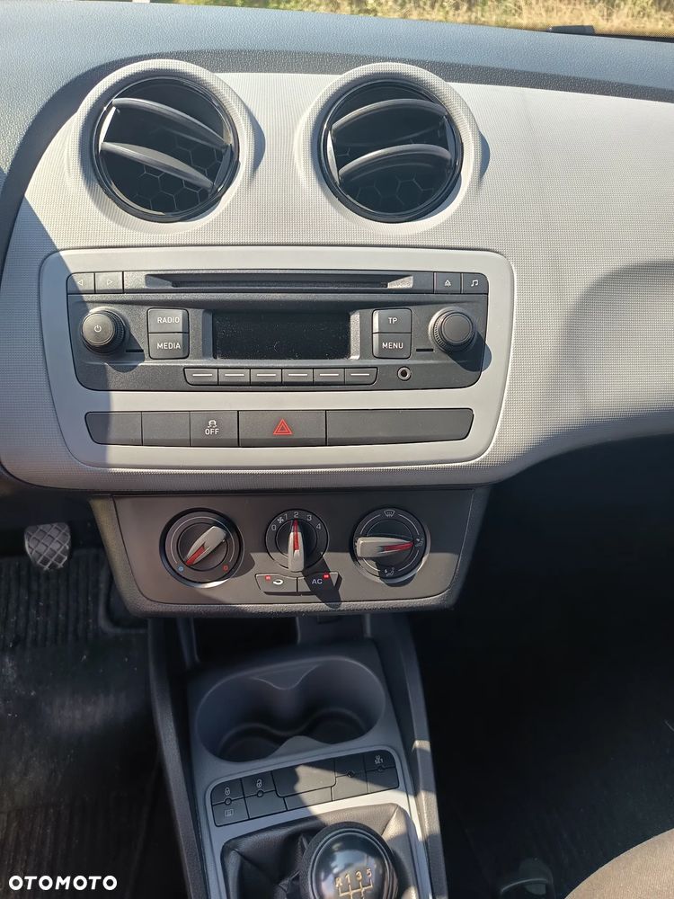 Seat Ibiza 1.4 16V Reference - 34