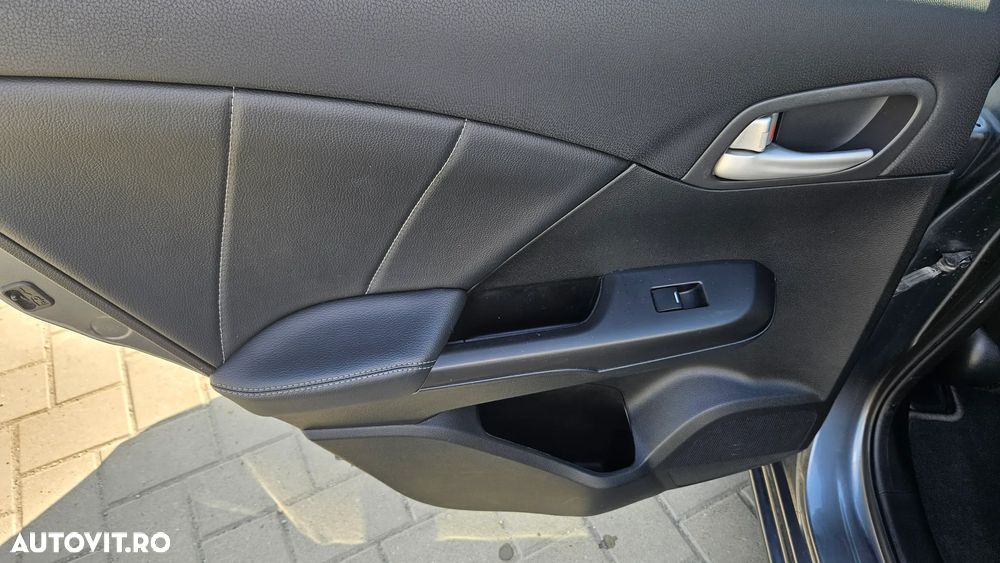 Honda Civic 1.8i Exec - 13