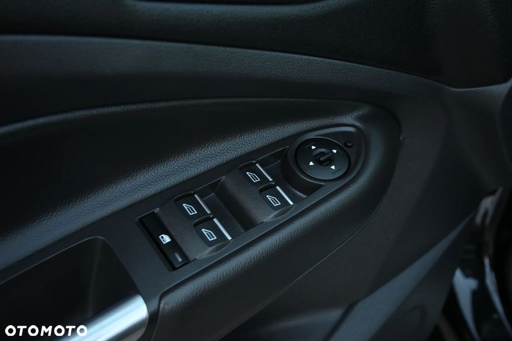 Ford Kuga 1.5 EcoBoost 4x4 ST-Line - 32