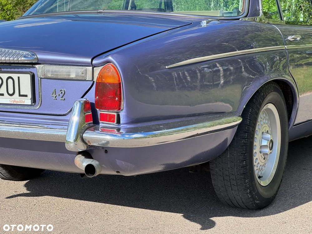 Jaguar XJ - 6
