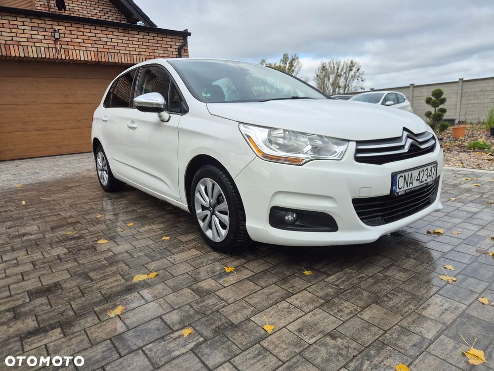 Citroen C4 2015 photo 2