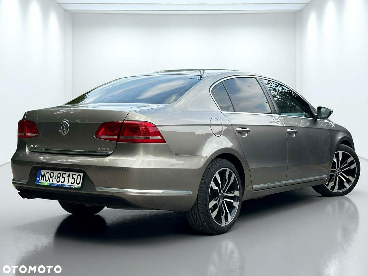 Volkswagen Passat 2.0 TDI Comfortline DSG - 17