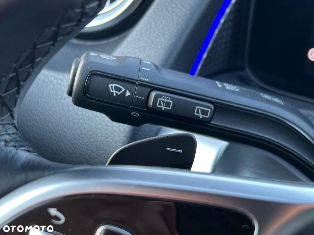 Mercedes-Benz GLB - 19