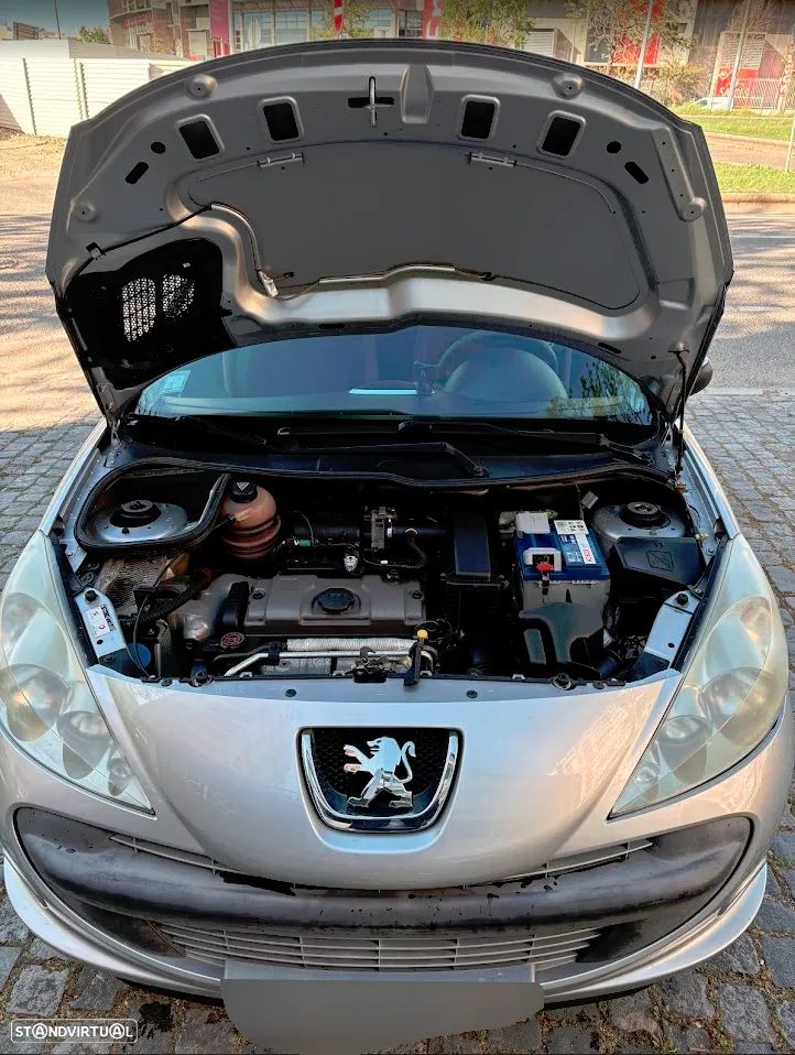 Peugeot 206+ 1.1 Urban - 11