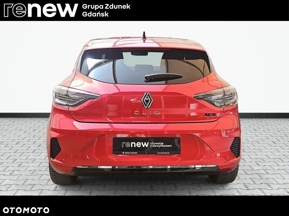 Renault Clio - 11
