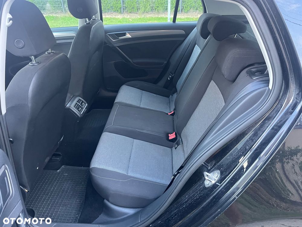 Volkswagen Golf - 7