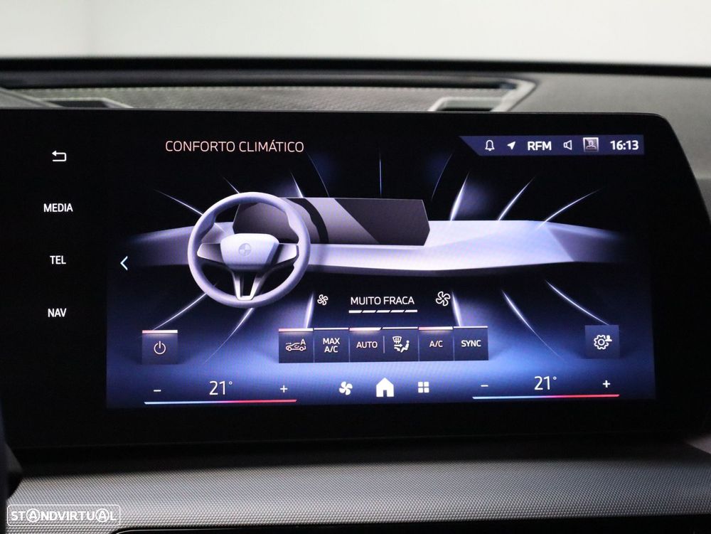 BMW X1 sDrive18i - 12