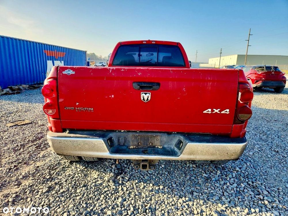 Dodge RAM - 2