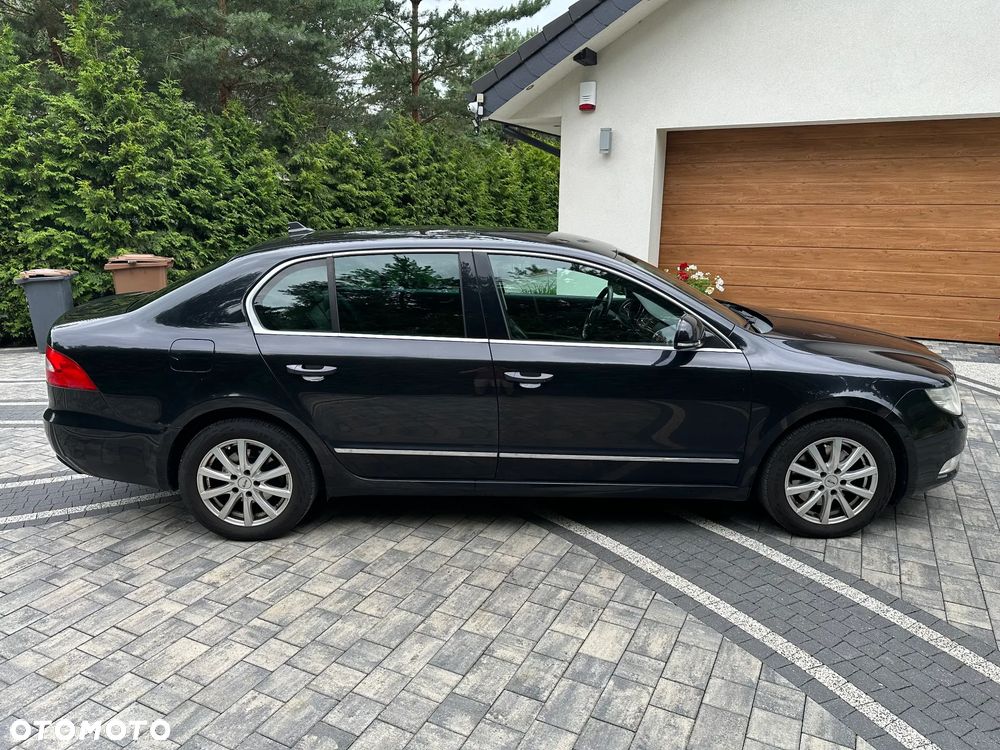 Skoda Superb 2.0 TDI Elegance - 4