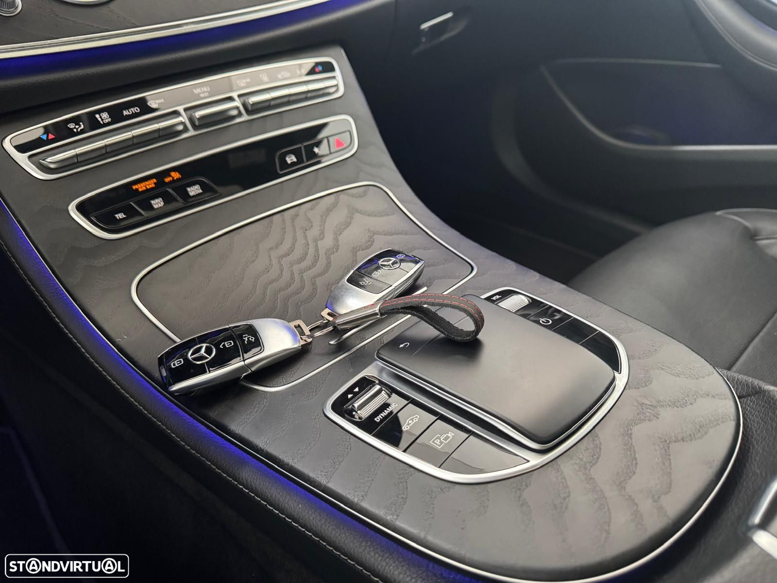 Mercedes-Benz E 300 de AMG Line - 24
