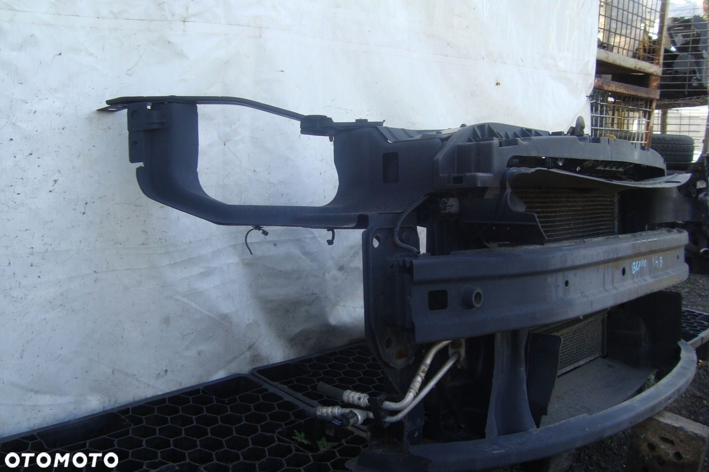 PAS CHŁODNICE WZMOCNIENIE BELKA FIAT BRAVO II 1,4 B - 2