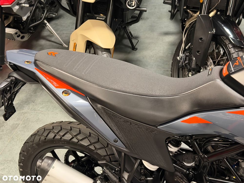 KTM Adventure - 12
