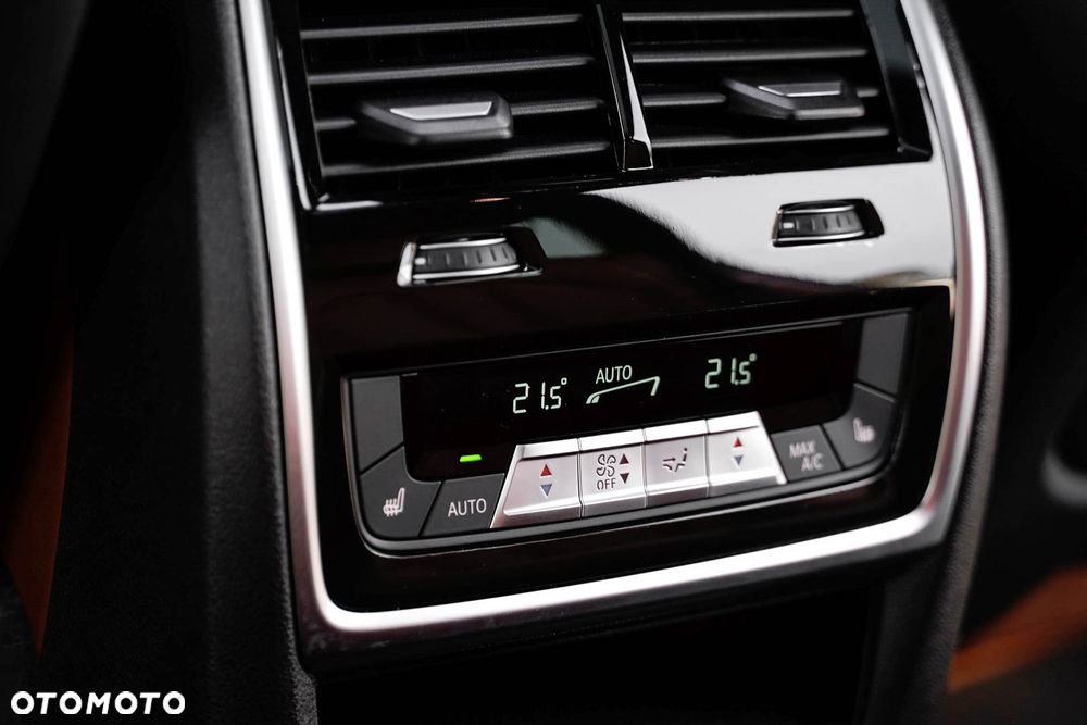 BMW X5 xDrive40d mHEV sport - 23