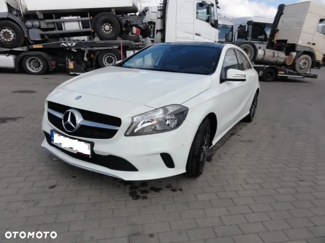 Mercedes-Benz Klasa A 180 d AMG Line - 2