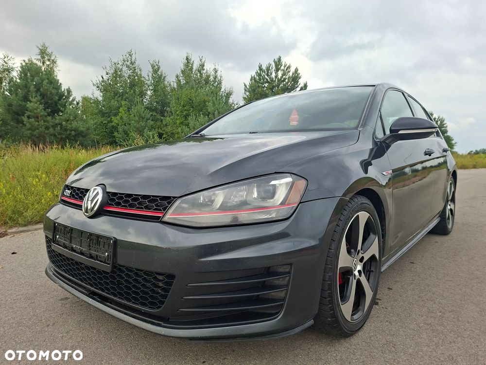 Volkswagen Golf 2.0 TSI BMT GTI - 2