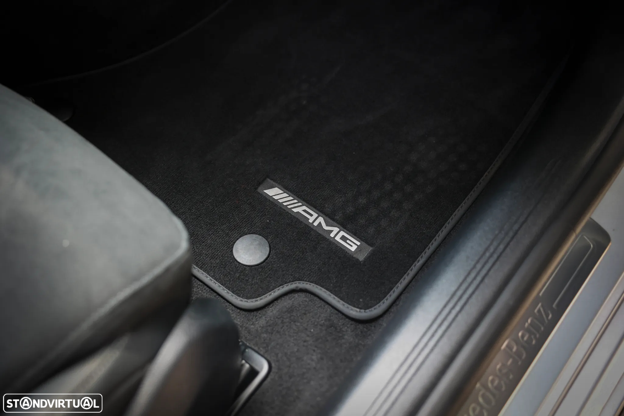 Mercedes-Benz E 300 e AMG Line - 46