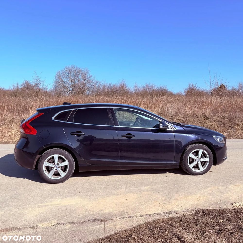 Volvo V40 D2 - 2