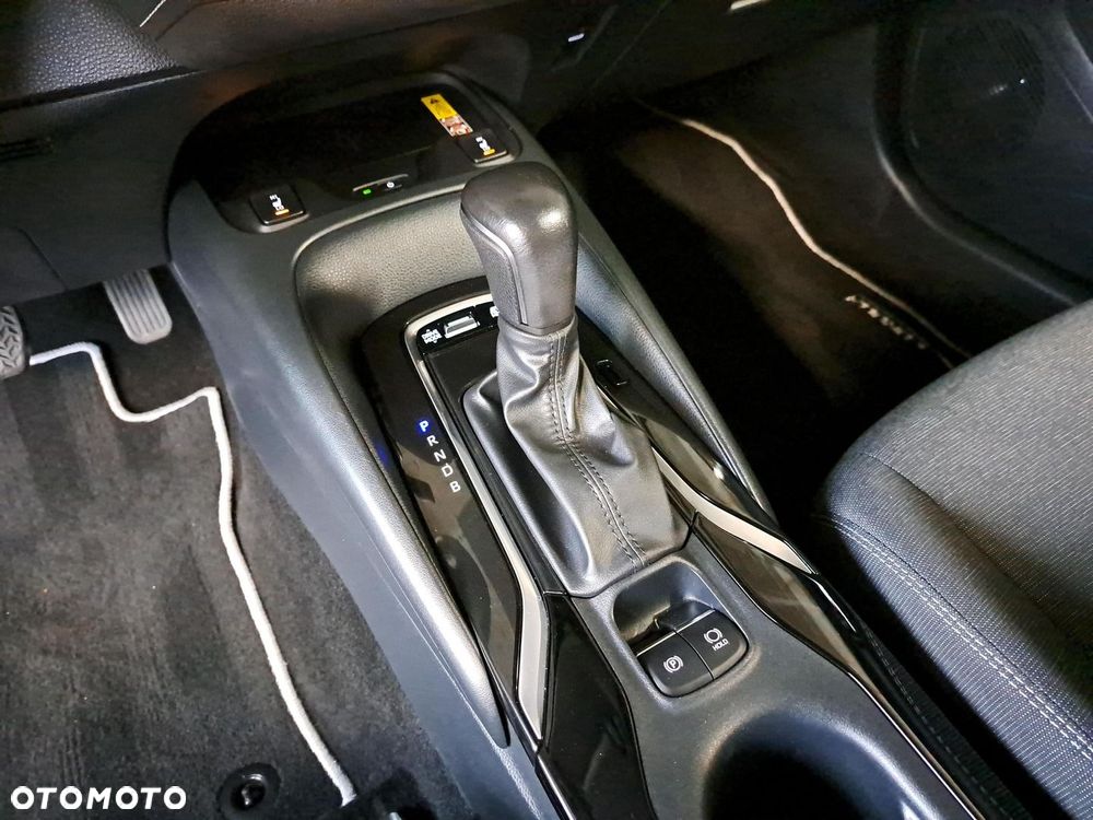 Toyota Corolla 1.8 Hybrid Comfort - 27