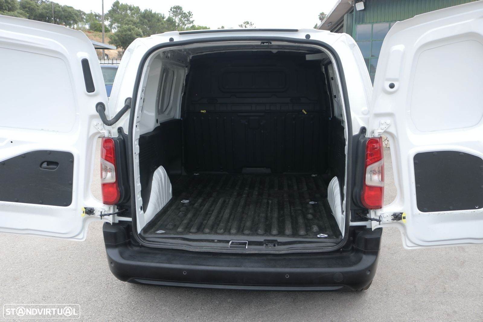 Peugeot Partner 1.5 BlueHDi Premium Standard - 7