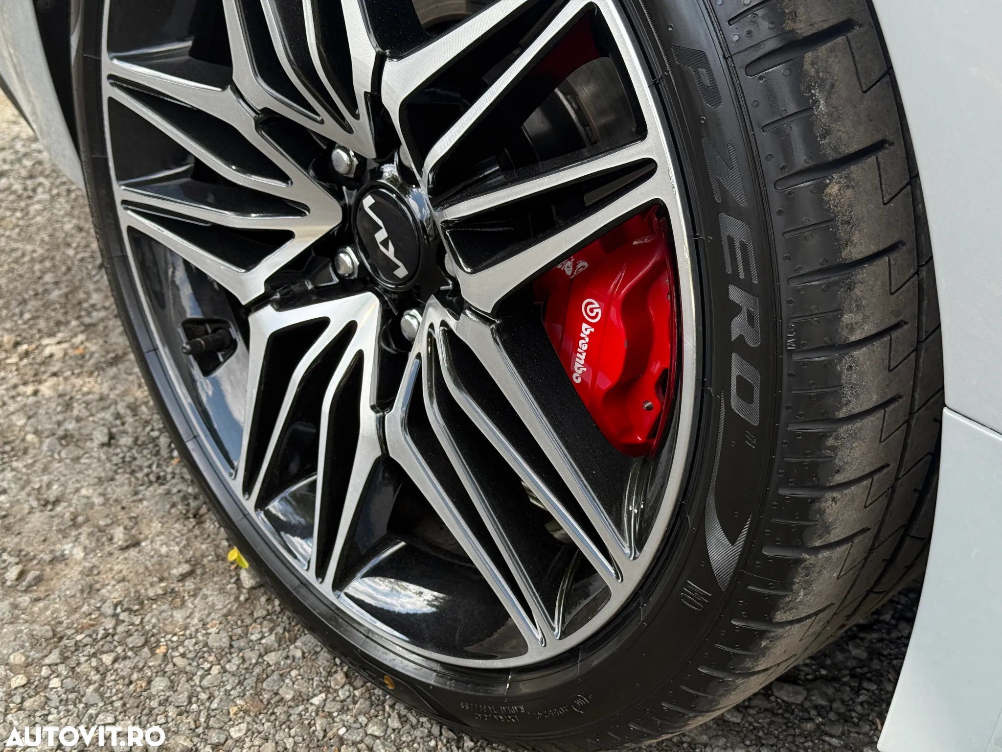 Kia Stinger 3.3 T-GDI AWD OPF GT - 9