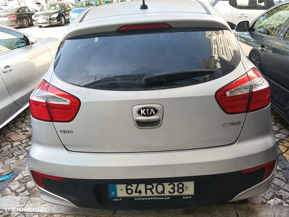 Kia Rio 1.4 CRDi TX Prime - 8