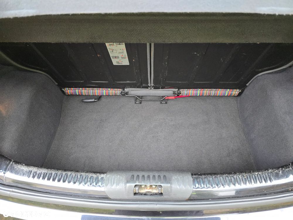 Volkswagen Fox - 29