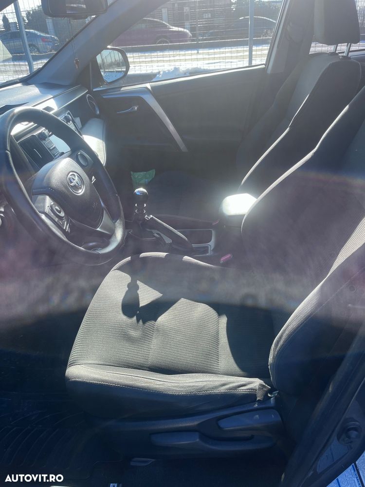 Toyota RAV4 2.0 D-4D 4WD Comfort - 10