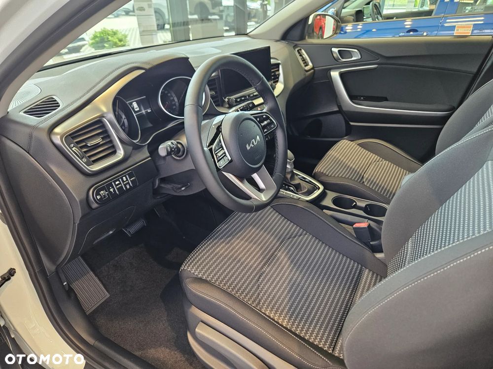 Kia XCeed 1.6 T-GDI Tribute DCT - 11