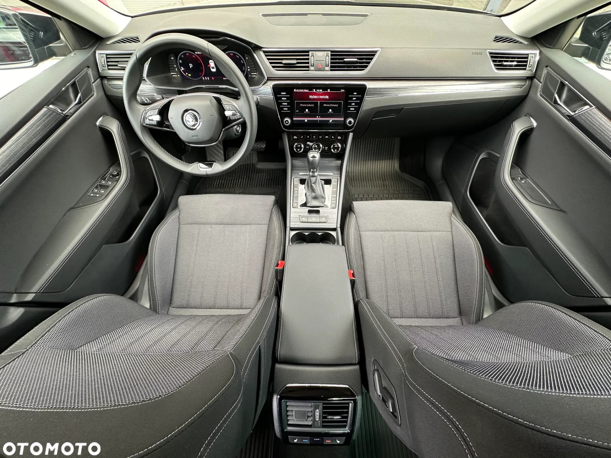 Skoda Superb 2.0 TDI SCR Style DSG - 18