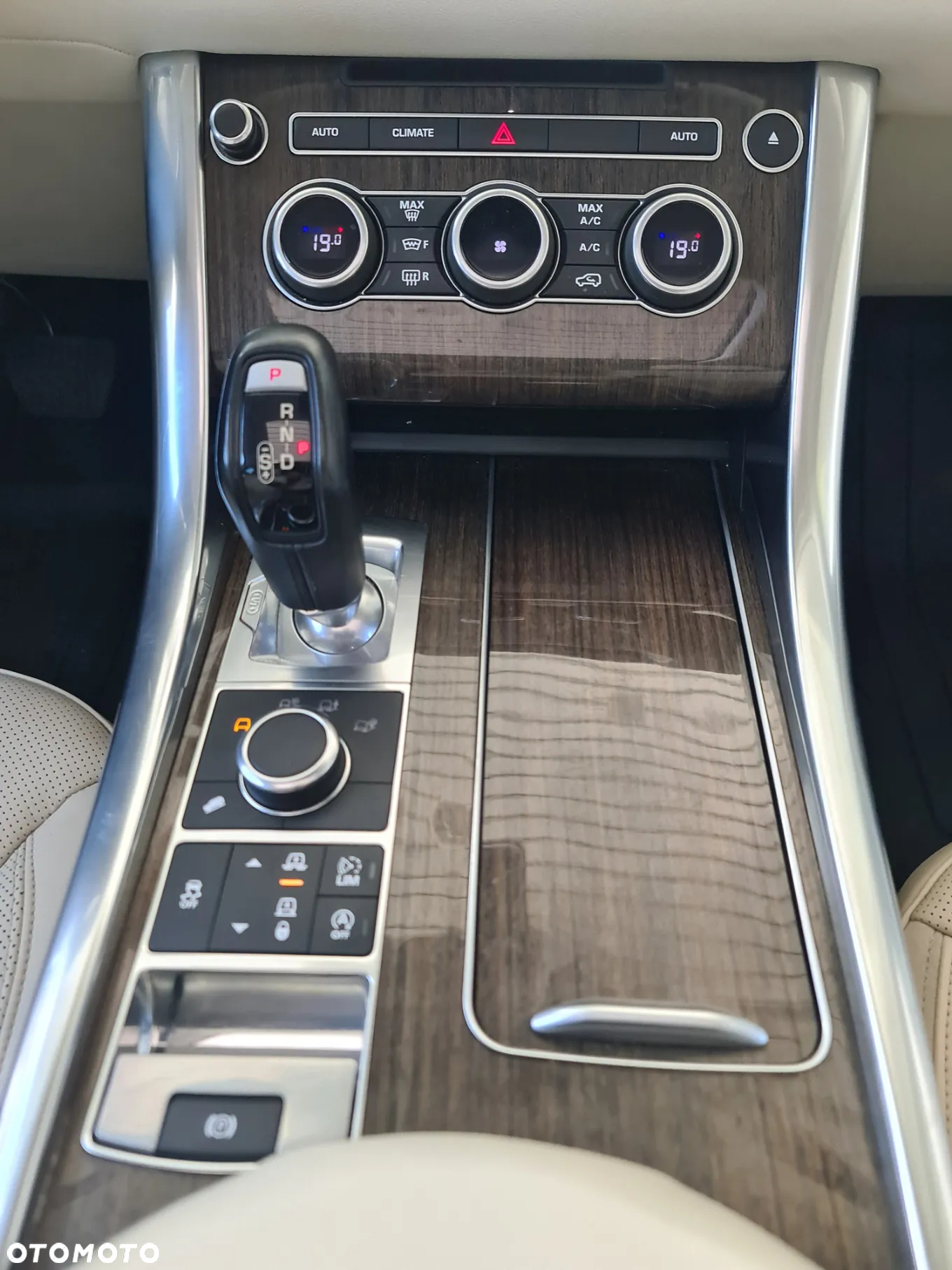 Land Rover Range Rover Sport S 3.0 TD V6 HSE - 25