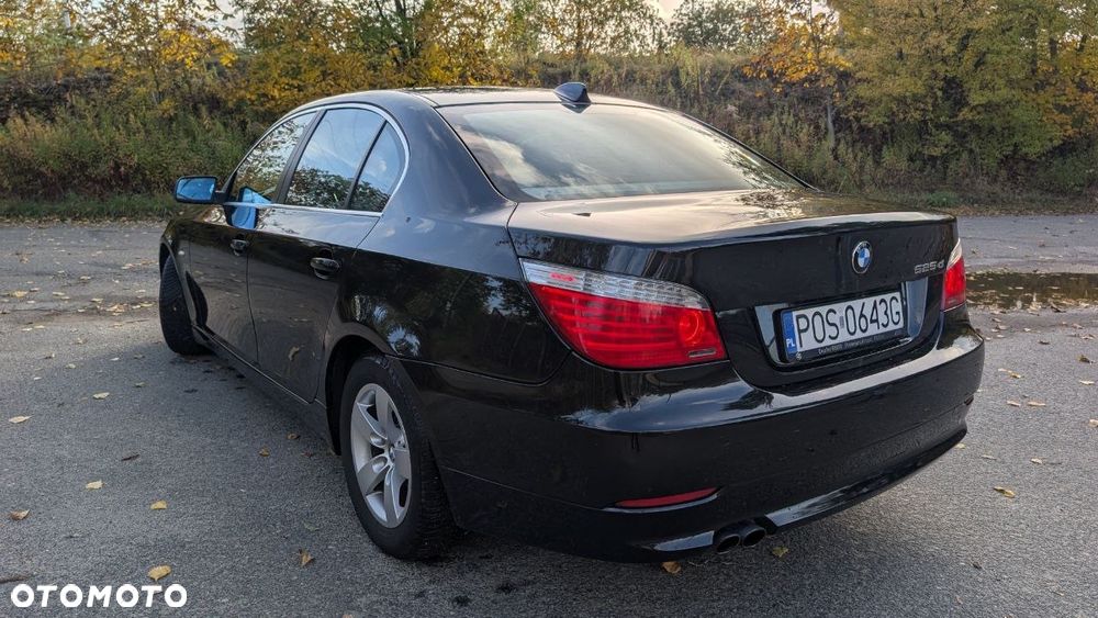 BMW Seria 5 525d - 8