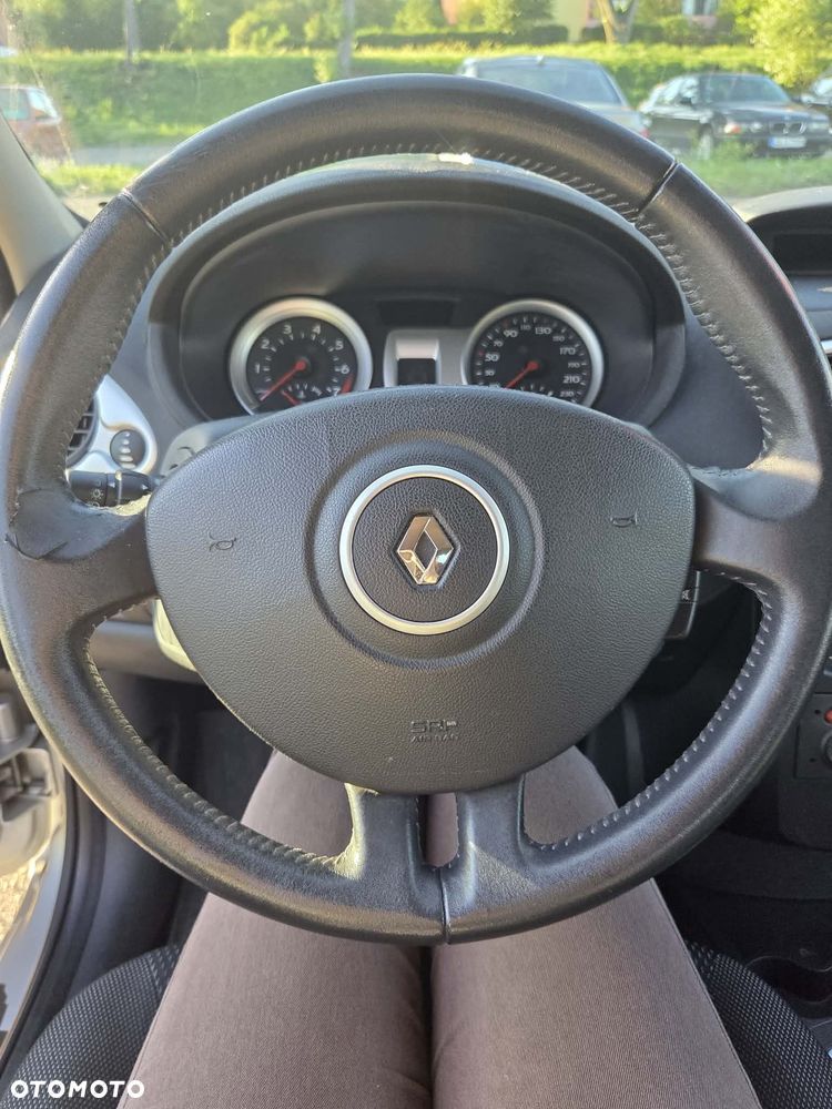 Renault Clio 1.2 16V Ripcurl - 13