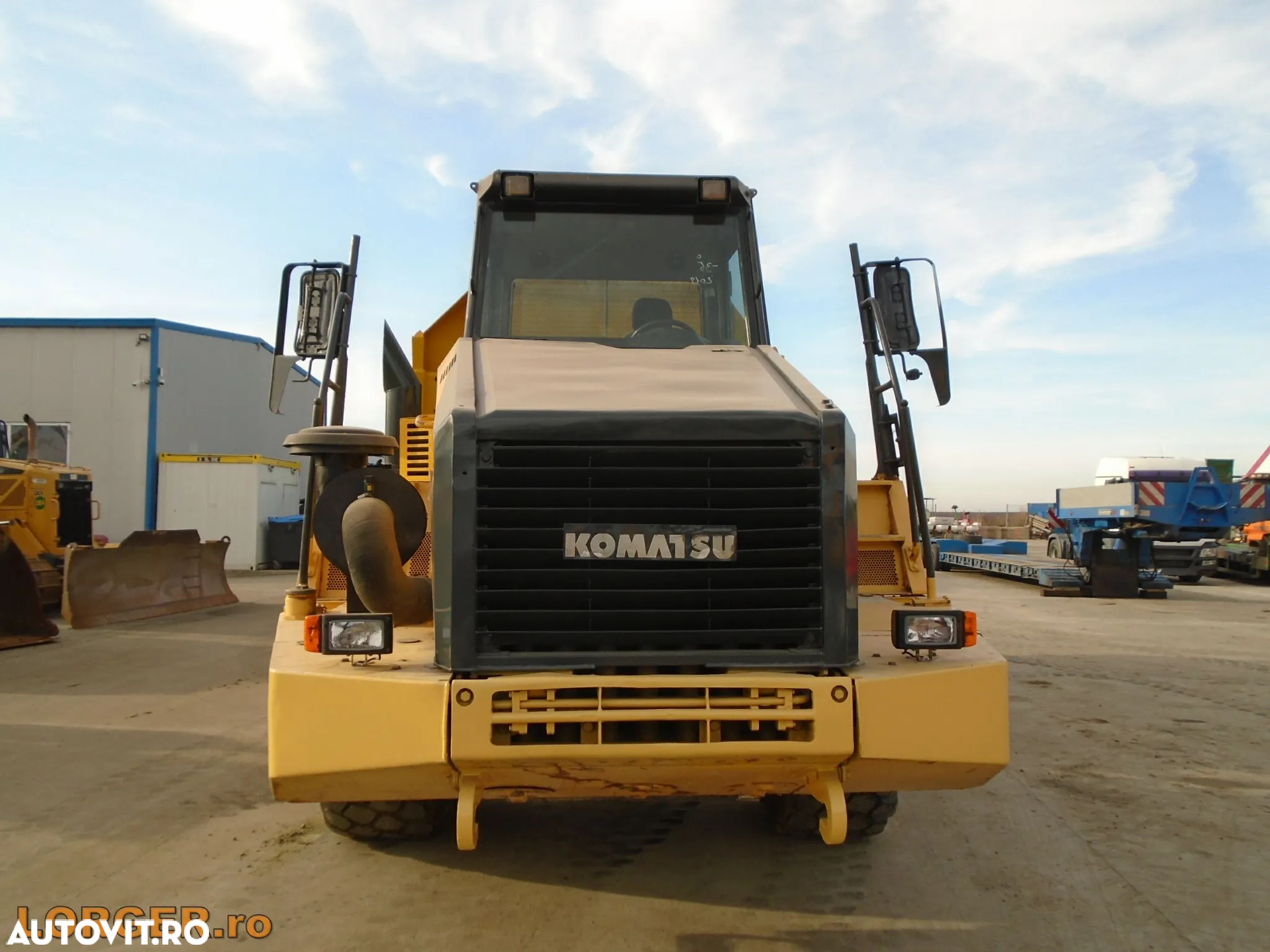 Komatsu HM300-2 - 5