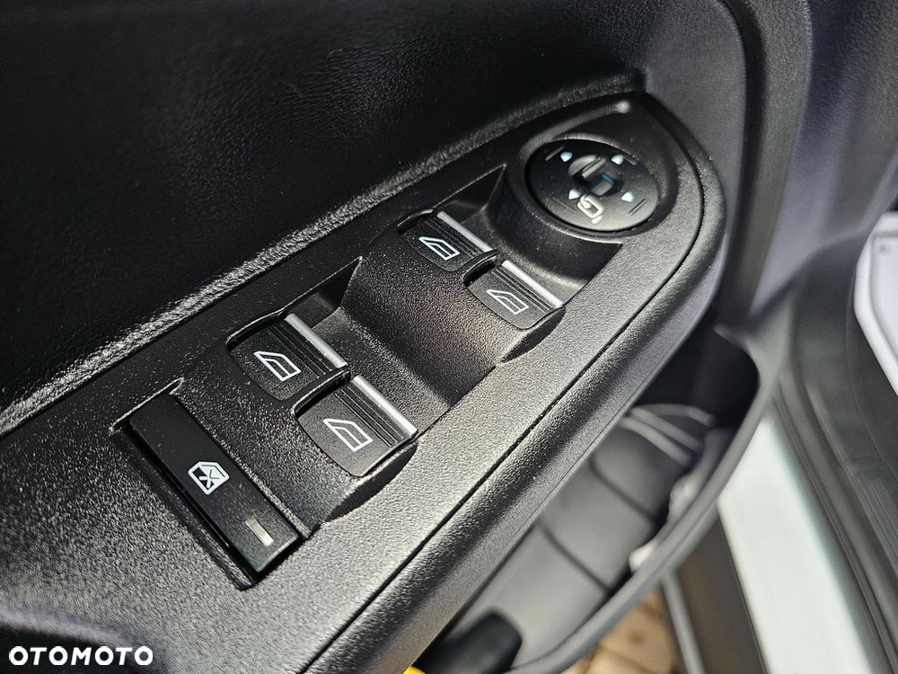 Ford B-MAX 1.4 Colourline - 23