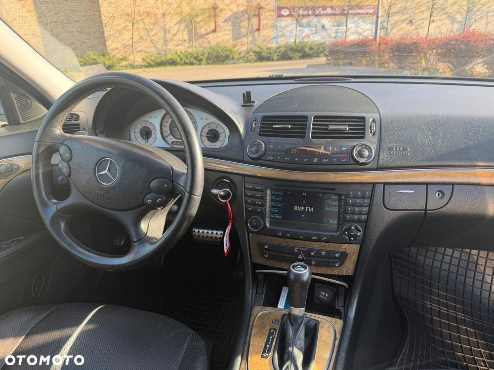 Mercedes-Benz Klasa E 320 CDI 4-Matic Avantgarde - 12