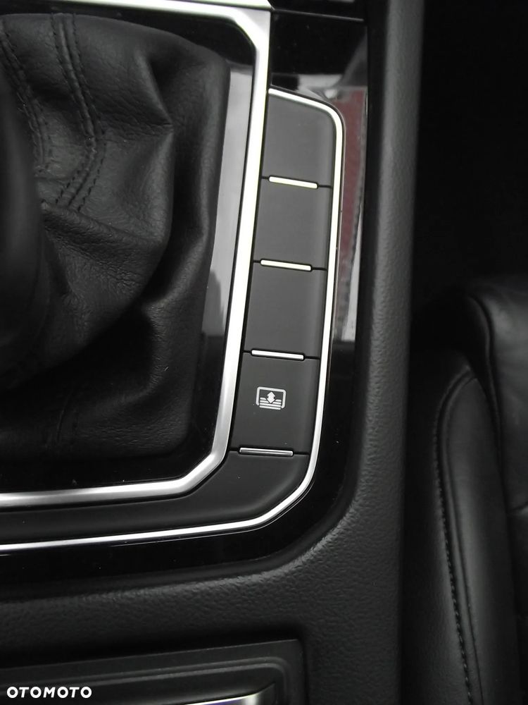 Volkswagen Passat 2.0 TDI BMT Highline DSG - 32