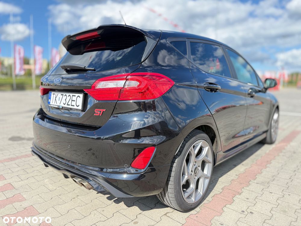 Ford Fiesta - 1