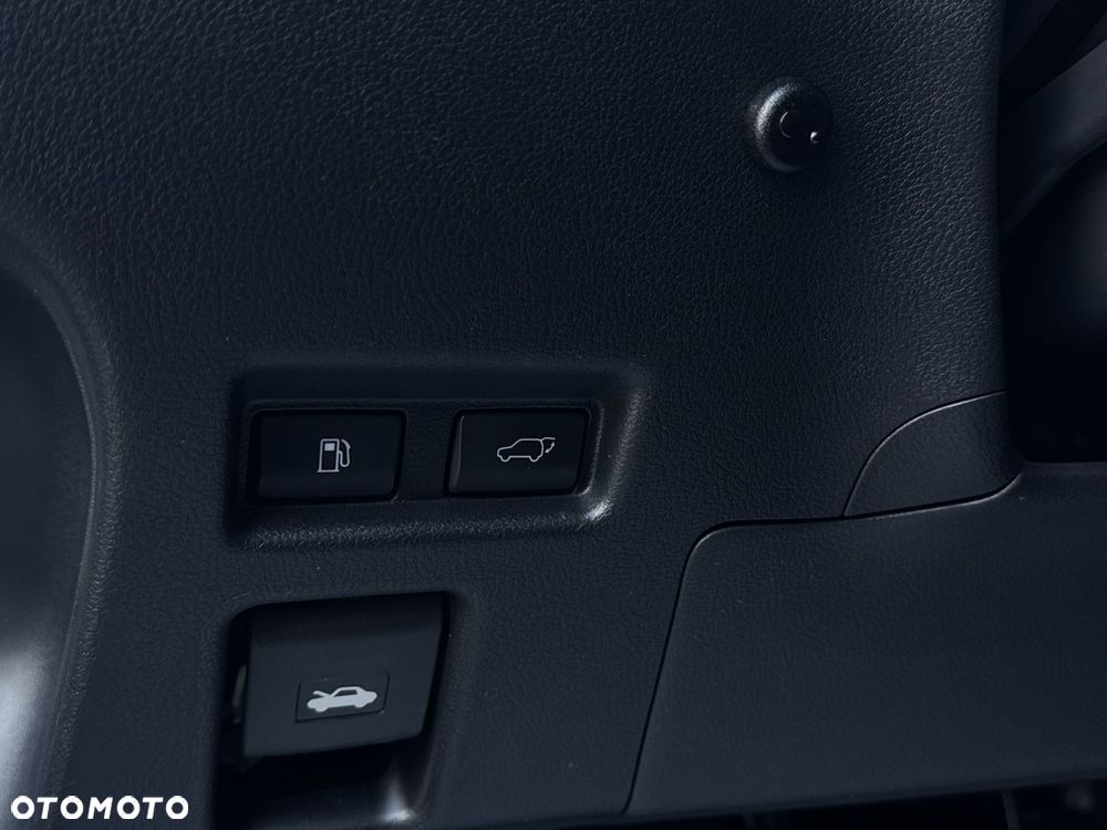 Lexus UX 250h GPF Business 2WD - 32