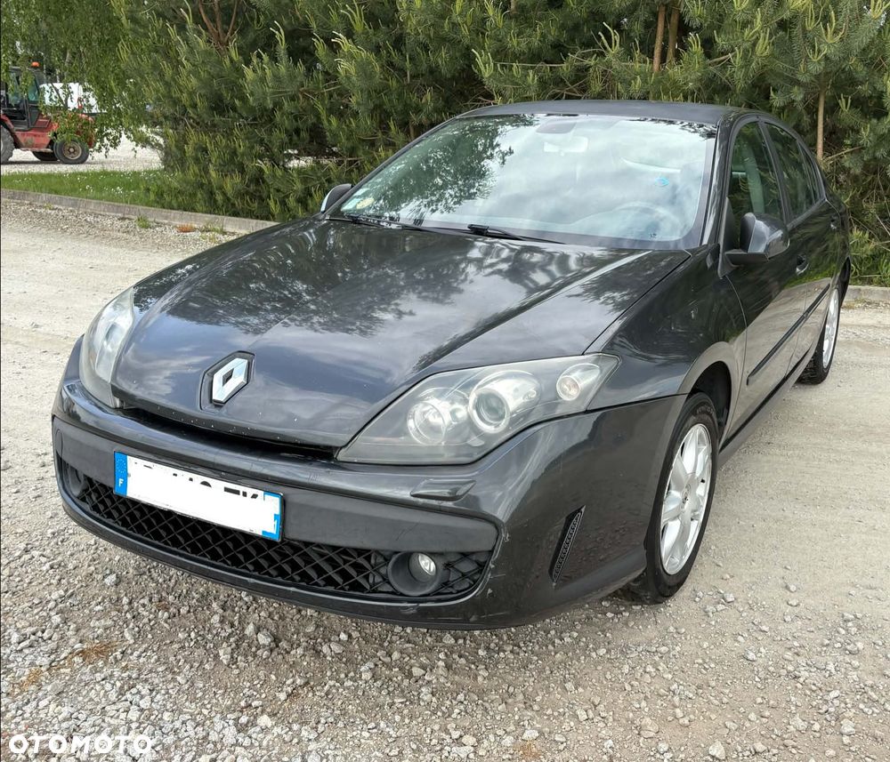Renault Laguna - 1