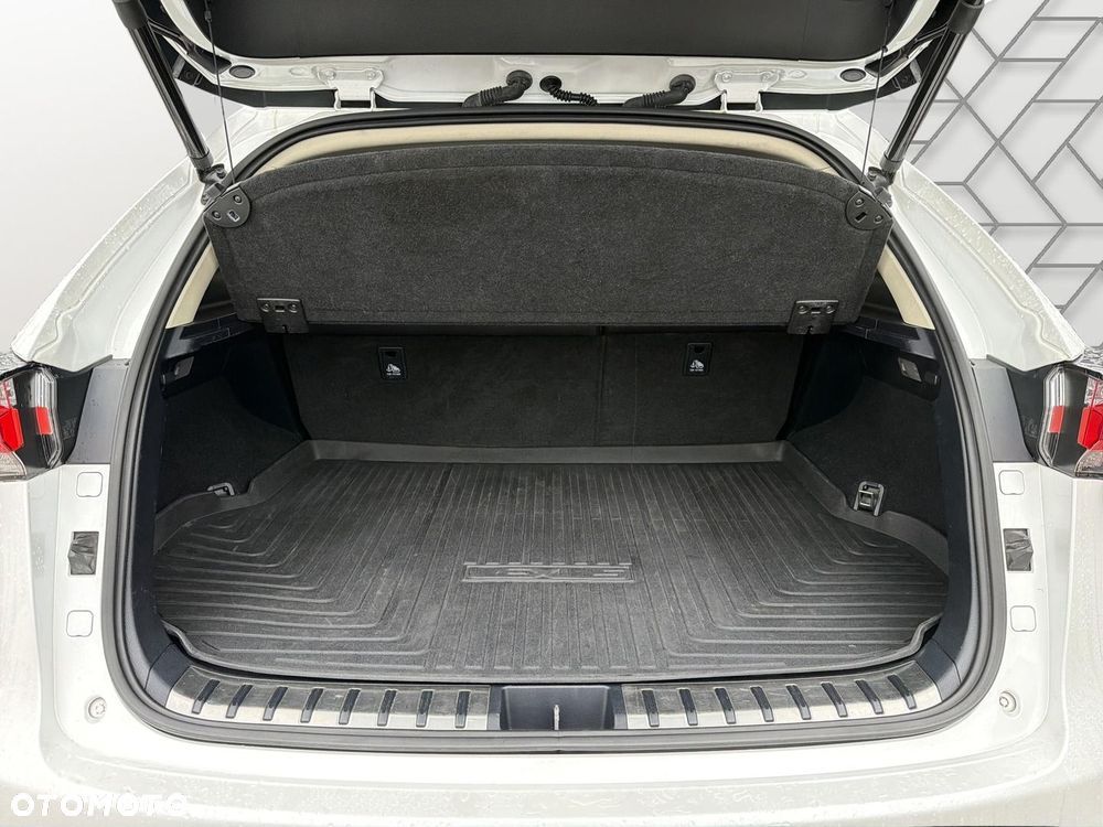 Lexus NX 200t Comfort AWD - 10