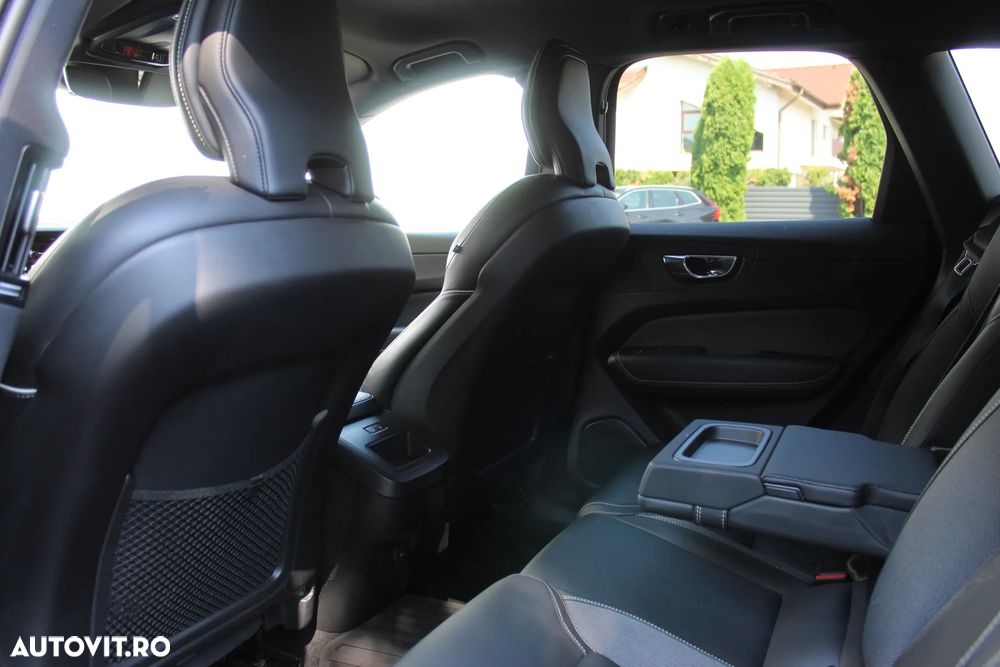 Volvo XC 60 B5 D AWD Geartronic RDesign - 29