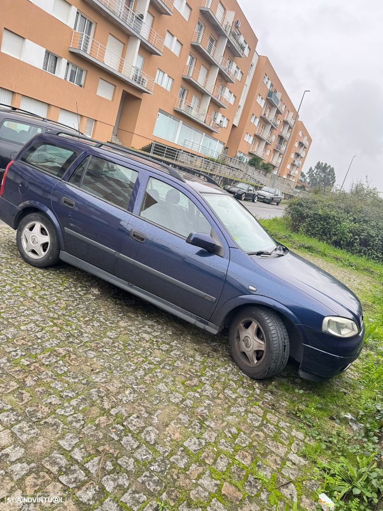 Opel Astra Caravan 1.4i GLS - 2