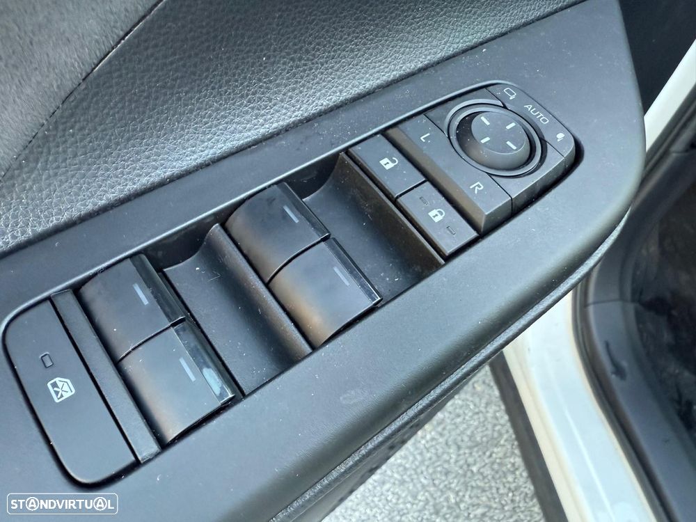 Toyota C-HR 1.8 Hybrid Comfort - 22