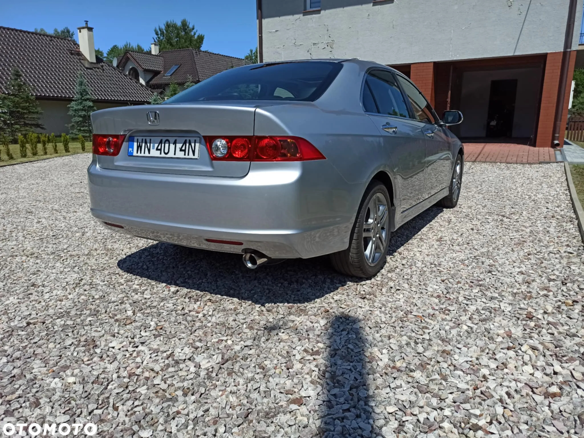 Honda Accord 2.0 Executive - 18