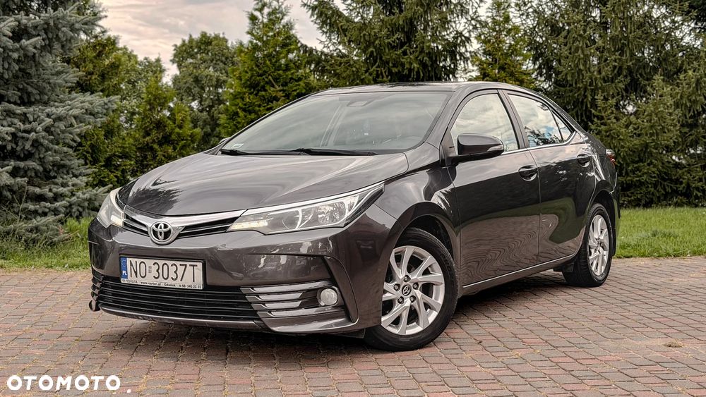 Toyota Corolla 1.6 Premium MS - 9